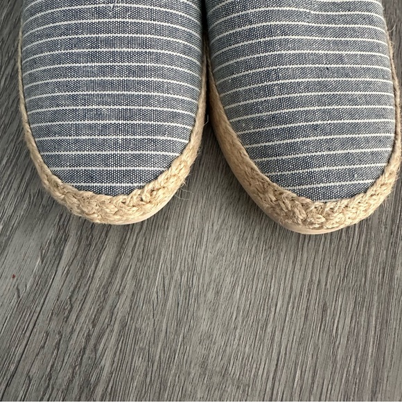 ESPRIT Blue & White Striped Espadrilles – New with Tags (NWT) - Picture 4 of 5